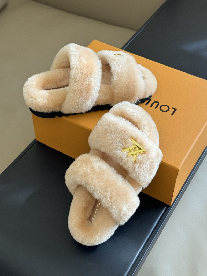 Louis Vuitton Slippers